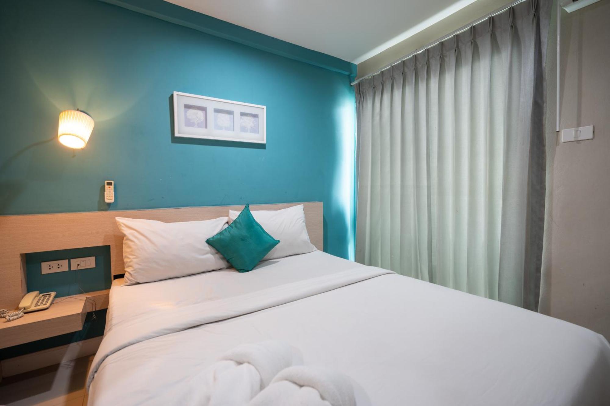 V-Ocean Palace Hat Yai Bagian luar foto